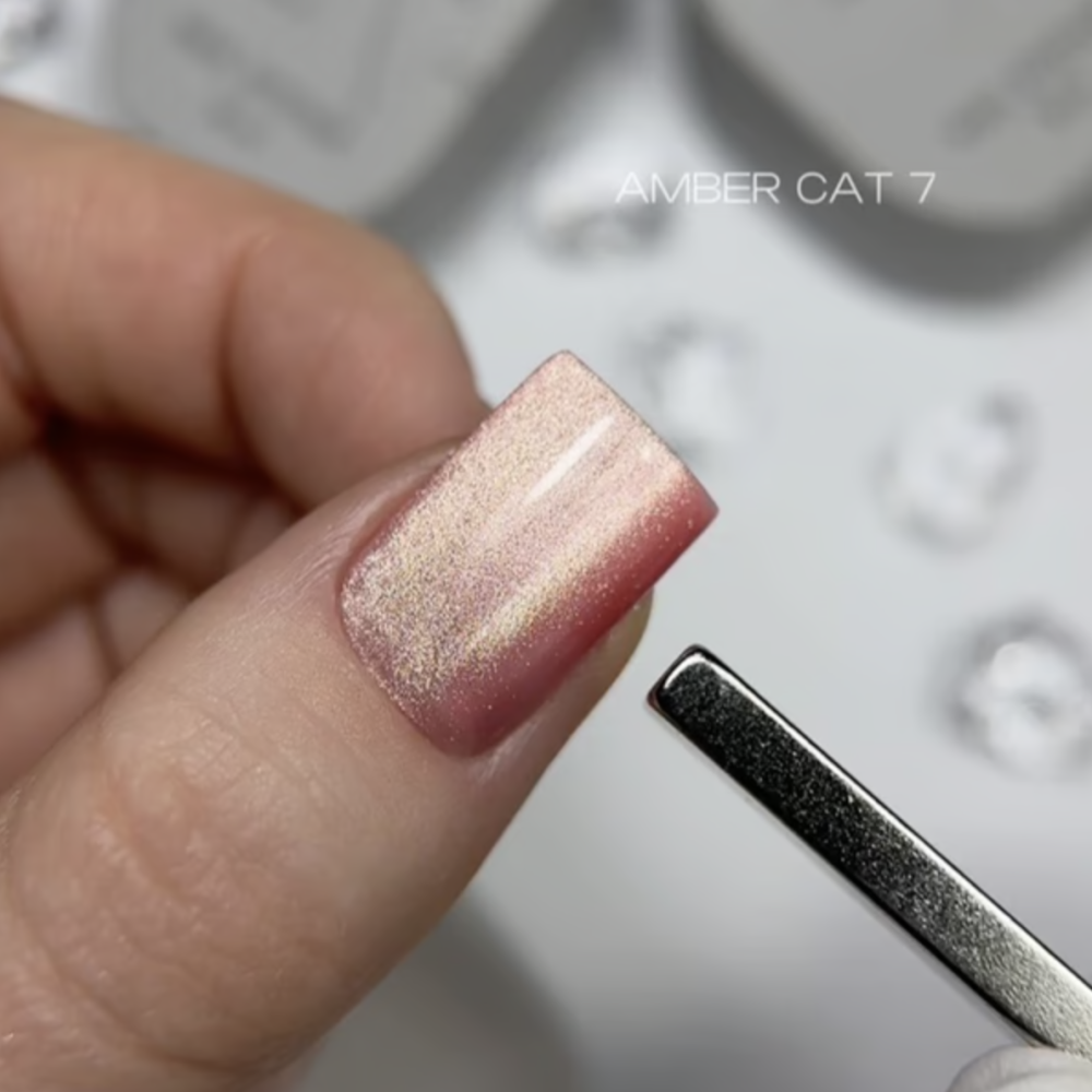 Saga Professional Гель-лак Amber Cat №07 AmC-07 Украина 10 ml